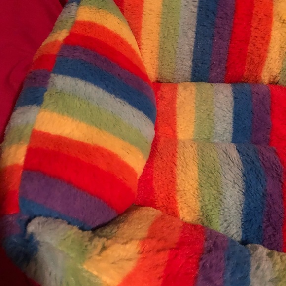 NWT Rainbow Pride Dog Pet Bed Multicolor Small - Picture 2 of 3